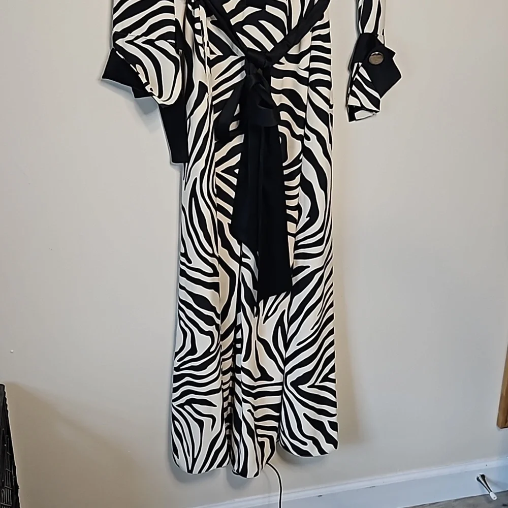 Layeur Zebra Print Maxi Dress Size 4 US FR 36 - Picture 3 of 13